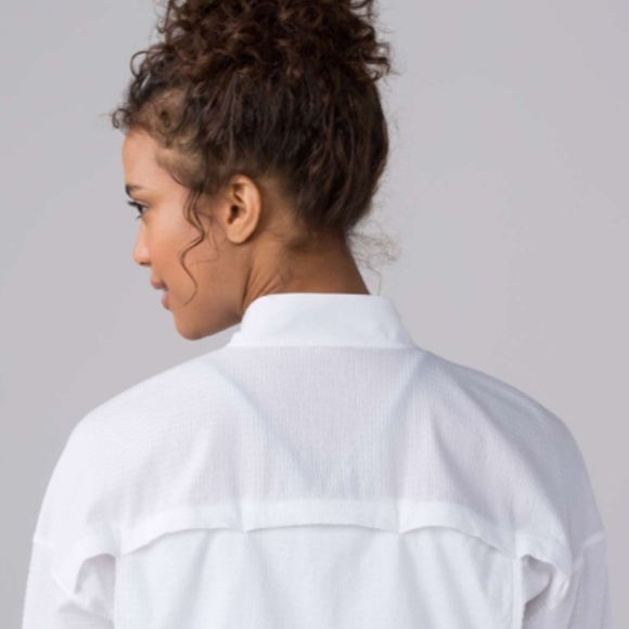 Lululemon Pack Light Bomber White - Size 8: P2P 20.5" - Picture 4 of 15